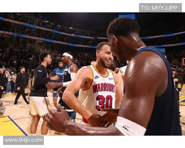 勇士与骑士激战回顾NBA经典录播精彩瞬间重温